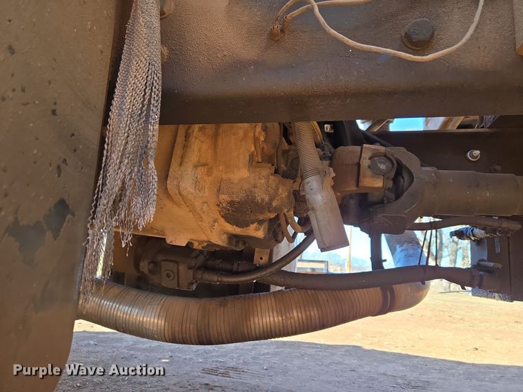 image for item ET1244 1990 Ford LT9000 dump truck