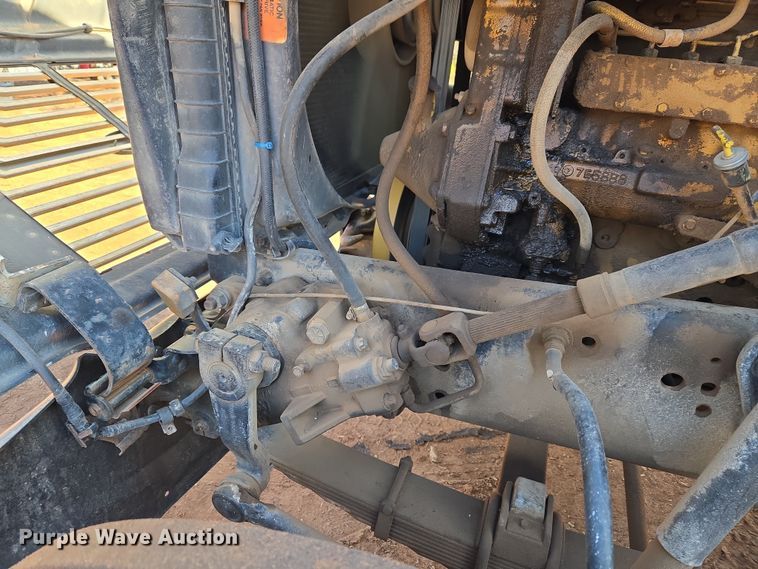 image for item ET1244 1990 Ford LT9000 dump truck