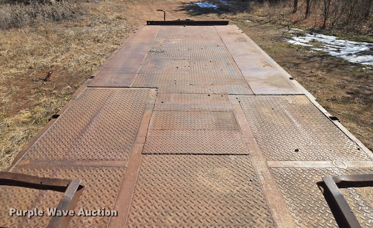 image for item ET1245 1990 Shop built equipment trailer