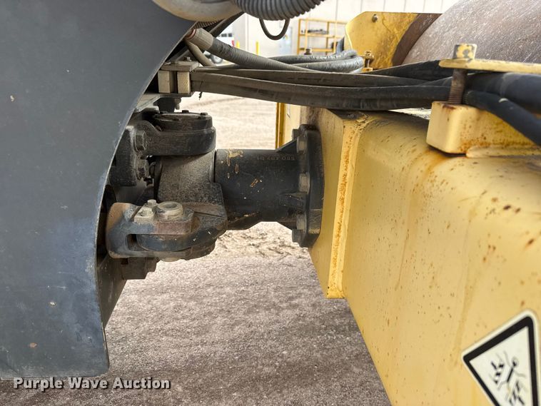 image for item ET4160 2004 Bomag BW 145 DH-3 single drum vibratory roller