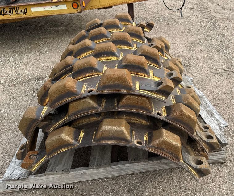 image for item ET4160 2004 Bomag BW 145 DH-3 single drum vibratory roller