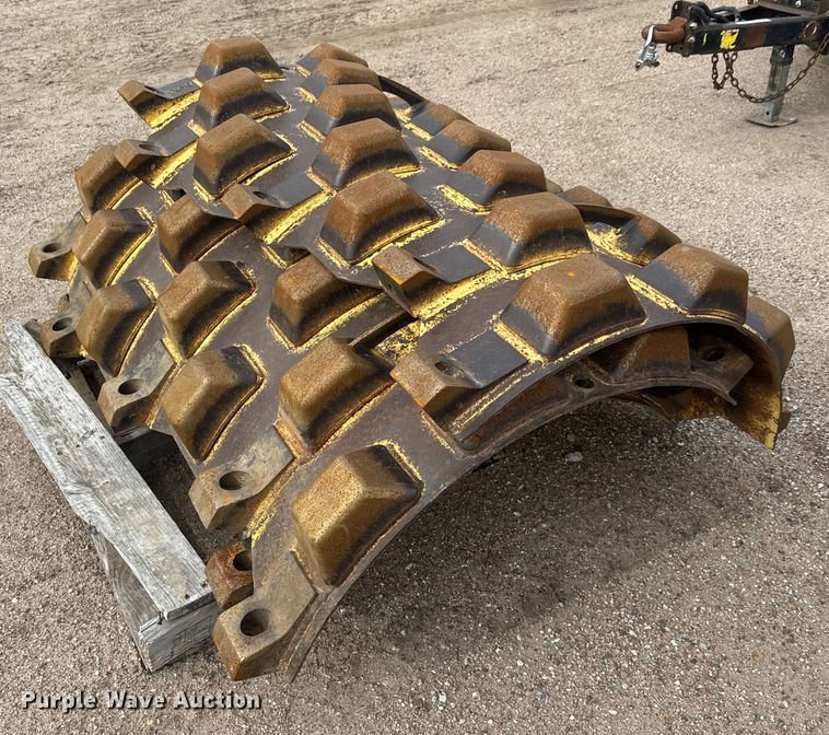 image for item ET4160 2004 Bomag BW 145 DH-3 single drum vibratory roller