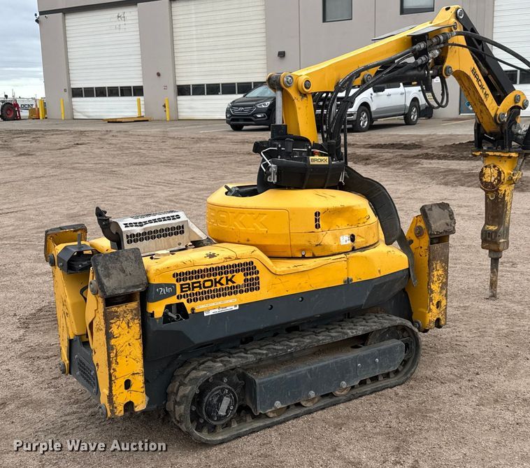 image for item ET4330 Brokk 120 DII demolition robot