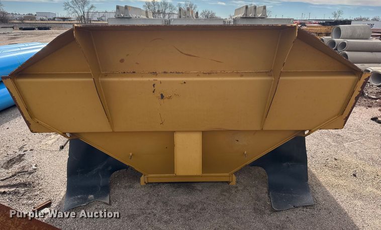 image for item ET4357 Caterpillar 740B haul truck bed