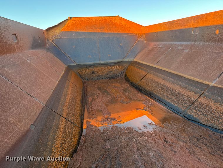 image for item ET4357 Caterpillar 740B haul truck bed