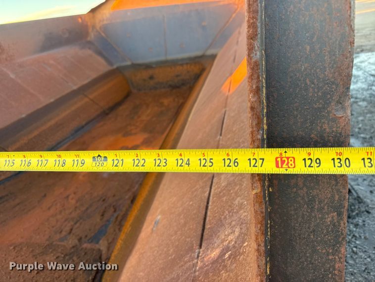 image for item ET4357 Caterpillar 740B haul truck bed