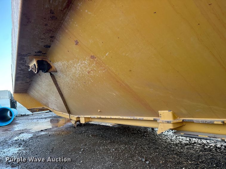 image for item ET4357 Caterpillar 740B haul truck bed