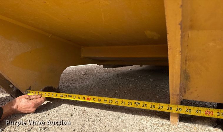 image for item ET4357 Caterpillar 740B haul truck bed