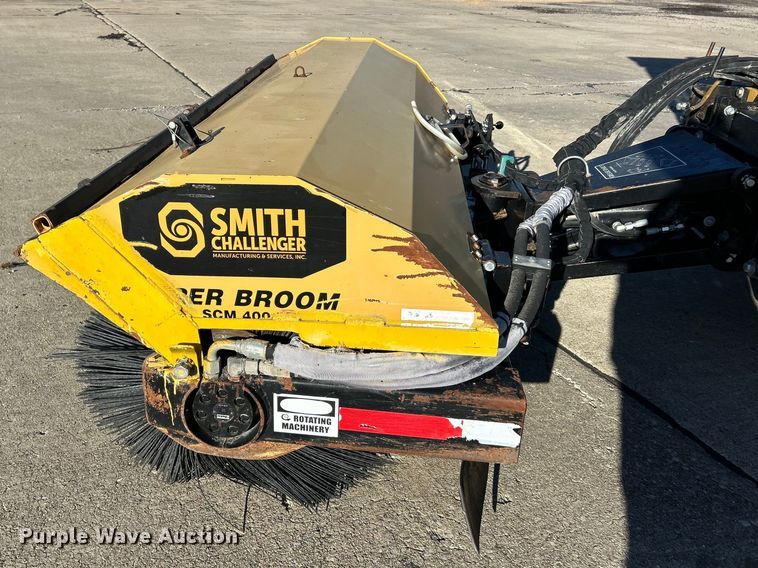 image for item ET6883 2021 Smith Challenger Super Broom SCM 400 broom