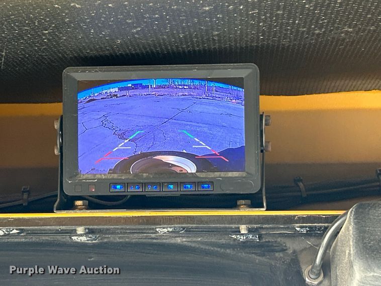 image for item ET6883 2021 Smith Challenger Super Broom SCM 400 broom