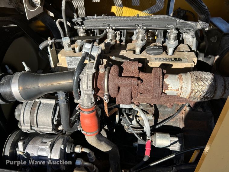 image for item ET6883 2021 Smith Challenger Super Broom SCM 400 broom