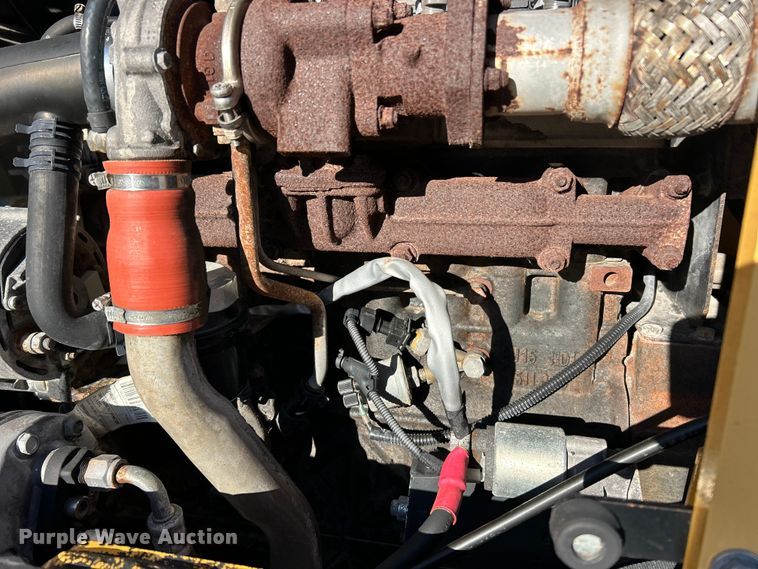 image for item ET6883 2021 Smith Challenger Super Broom SCM 400 broom