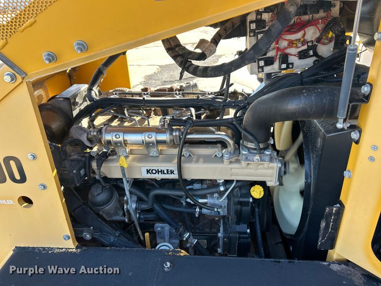 image for item ET6883 2021 Smith Challenger Super Broom SCM 400 broom