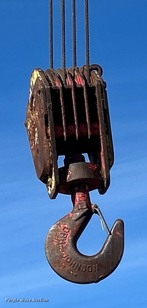 image for item ET6886 Manitowoc 2900WC crane