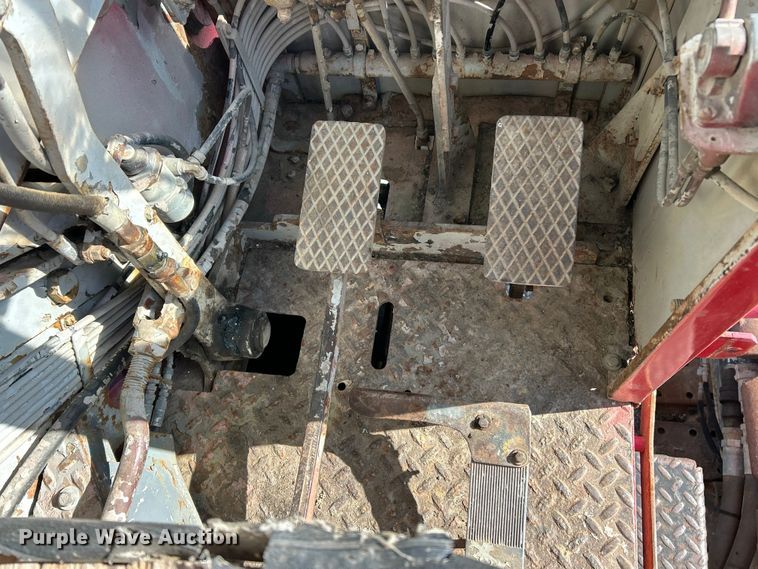 image for item ET6886 Manitowoc 2900WC crane