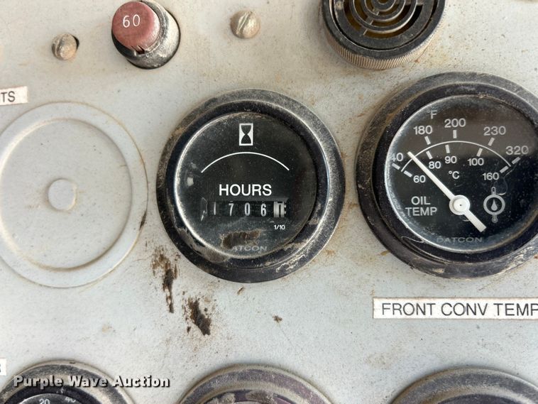 image for item ET6886 Manitowoc 2900WC crane