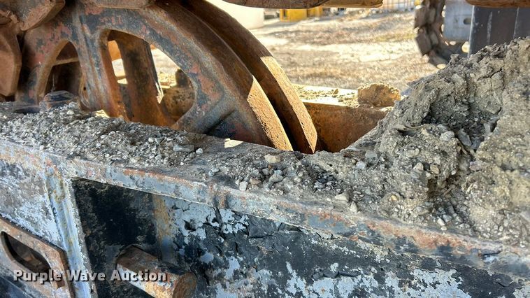 image for item ET6886 Manitowoc 2900WC crane