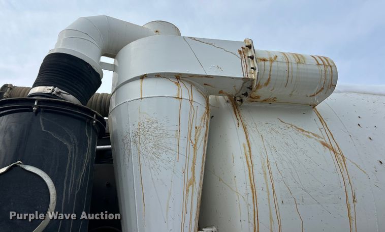 image for item ET6932 1998 International 2554 sewer jetter truck