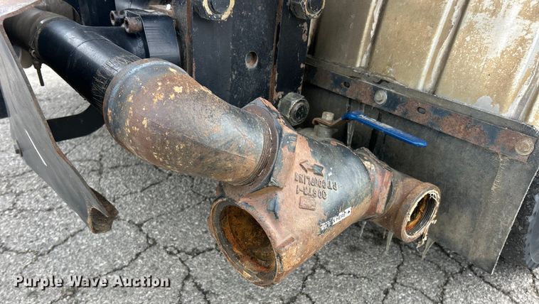 image for item ET6932 1998 International 2554 sewer jetter truck