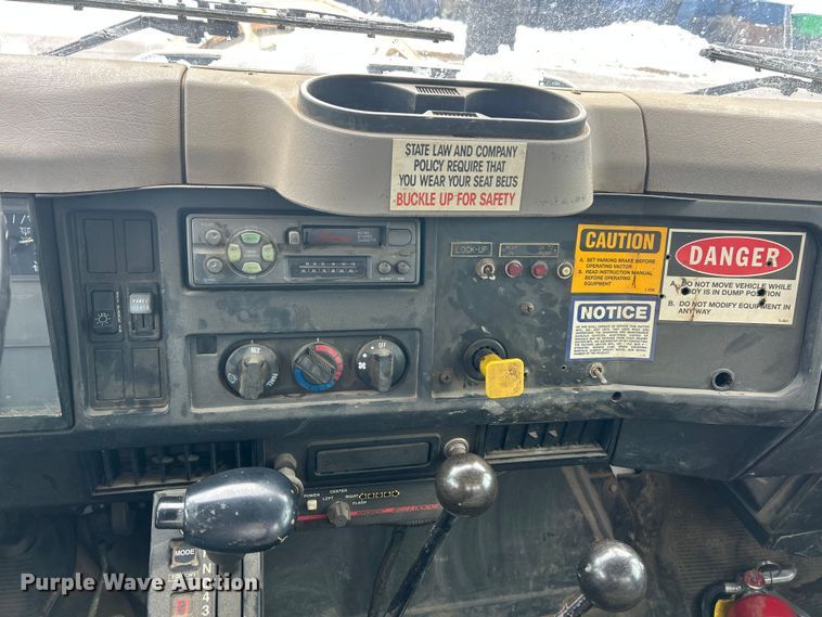 image for item ET6932 1998 International 2554 sewer jetter truck