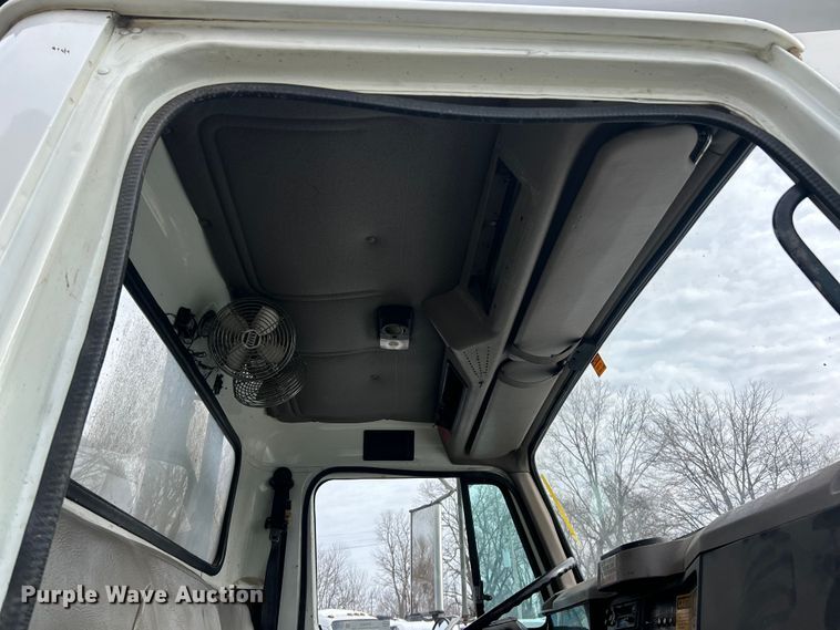 image for item ET6932 1998 International 2554 sewer jetter truck