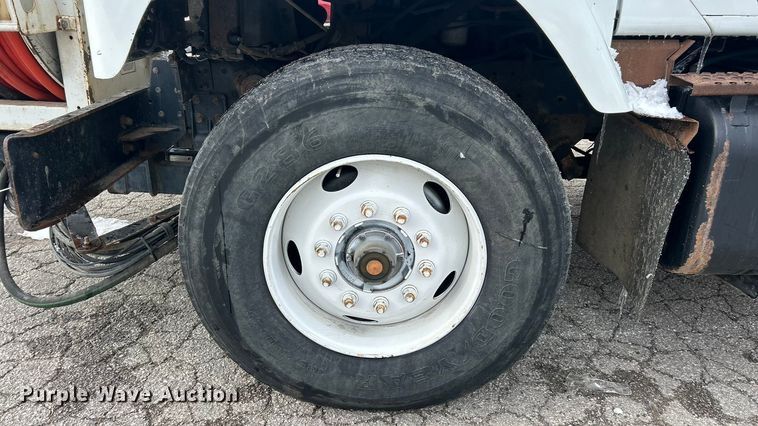 image for item ET6932 1998 International 2554 sewer jetter truck