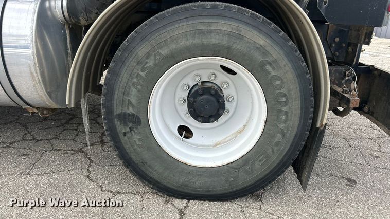 image for item ET6932 1998 International 2554 sewer jetter truck