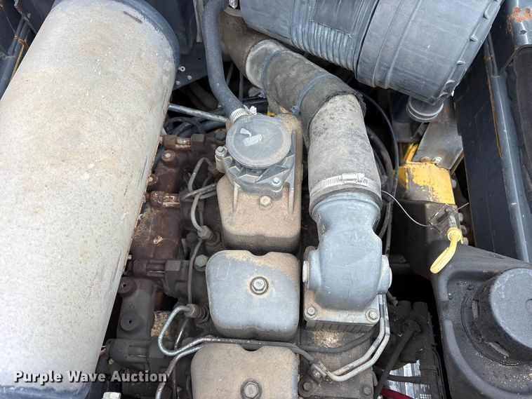 image for item ET7359 2006 New Holland L190 skid steer loader