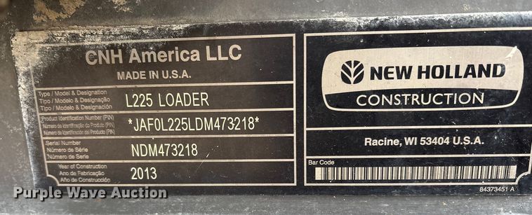 image for item ET7361 2013 New Holland L225 skid steer loader