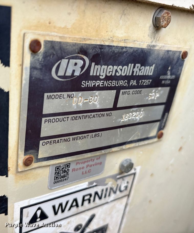 image for item ET7365 2005 Ingersoll Rand DD-30 double drum vibratory roller