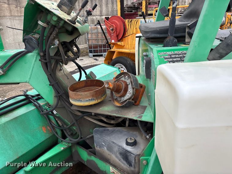 image for item ET7366 Lay-Mor 8HC broom