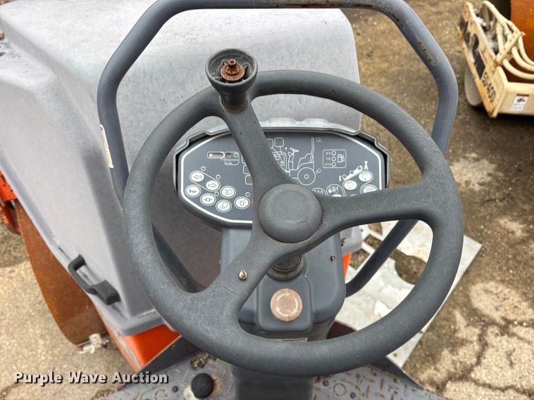 image for item ET7368 2013 Hamm HD13 double drum vibratory roller