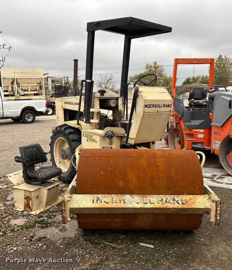 image for item ET7369 Ingersoll Rand SD-40D single drum vibratory roller