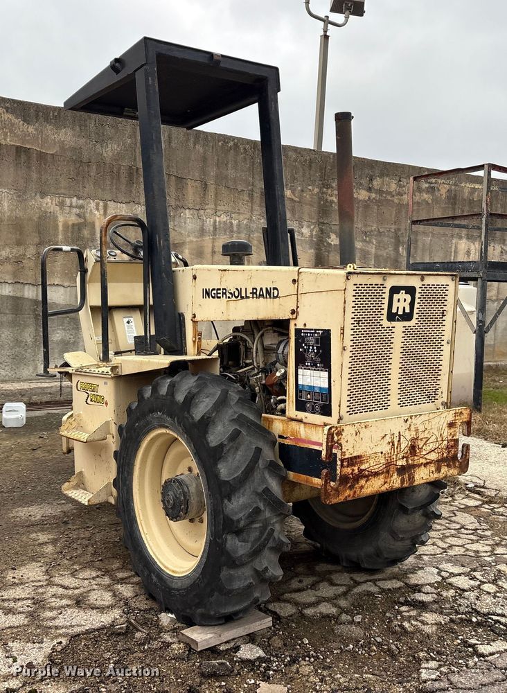 image for item ET7369 Ingersoll Rand SD-40D single drum vibratory roller