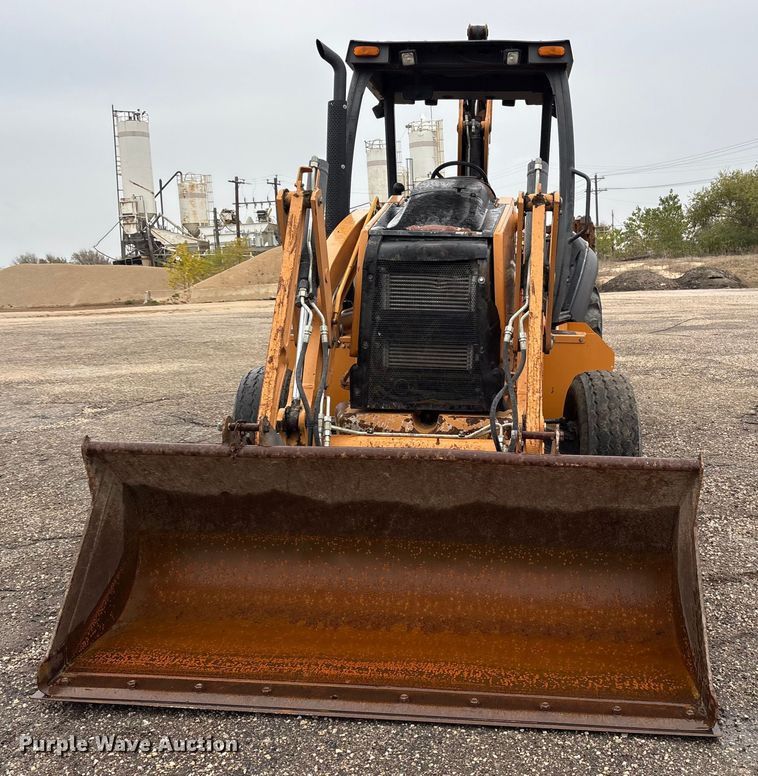 image for item ET7370 2015 Case 580N backhoe