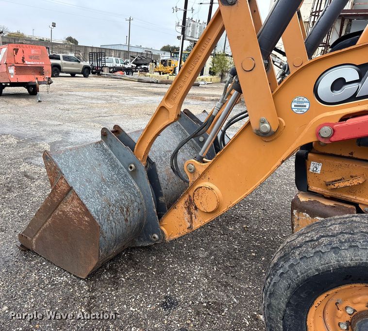 image for item ET7370 2015 Case 580N backhoe