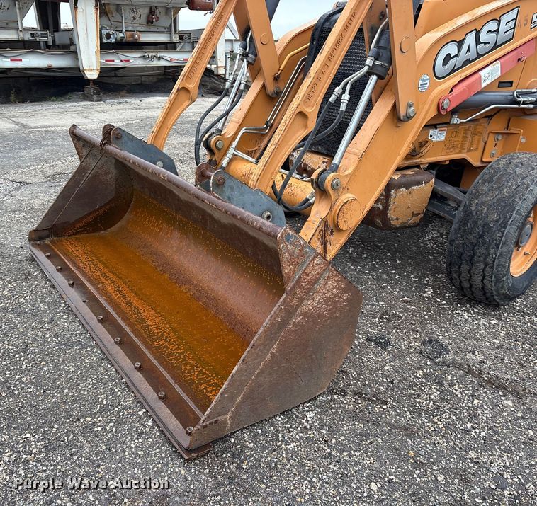 image for item ET7370 2015 Case 580N backhoe
