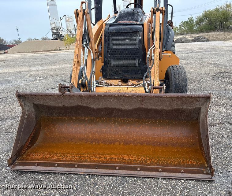 image for item ET7370 2015 Case 580N backhoe