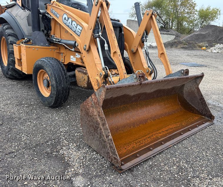 image for item ET7370 2015 Case 580N backhoe