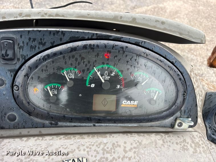 image for item ET7370 2015 Case 580N backhoe