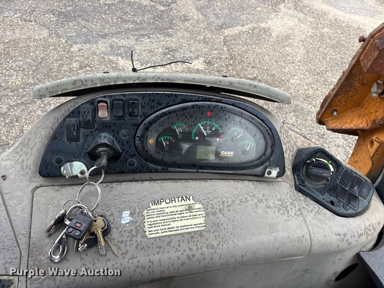 image for item ET7370 2015 Case 580N backhoe