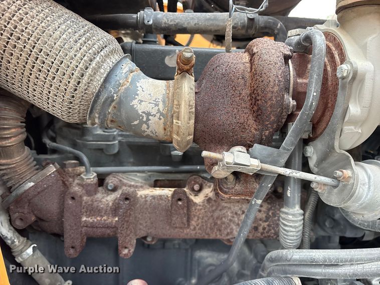 image for item ET7370 2015 Case 580N backhoe