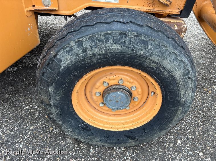 image for item ET7370 2015 Case 580N backhoe