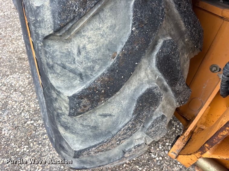 image for item ET7370 2015 Case 580N backhoe