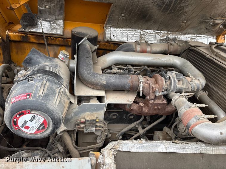 image for item ET7377 Mauldin 1750-C paver