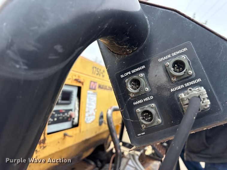 image for item ET7377 Mauldin 1750-C paver