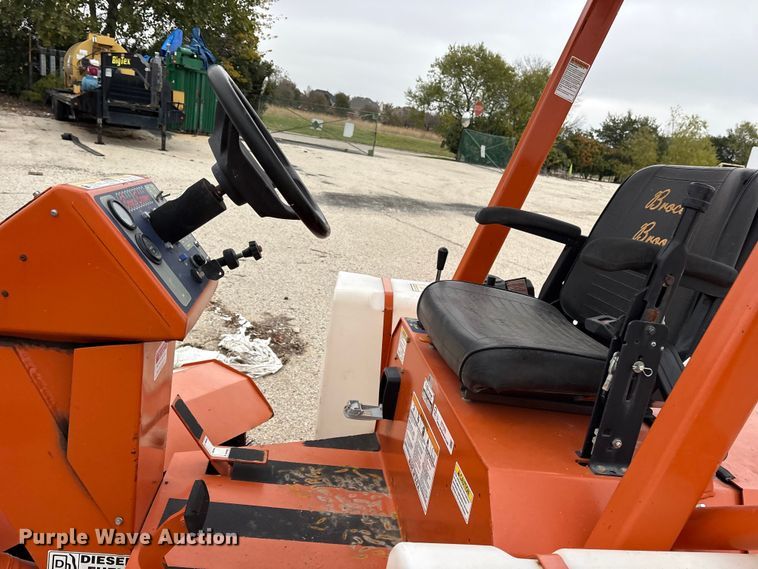 image for item ET7378 2001 Broce BB250B broom