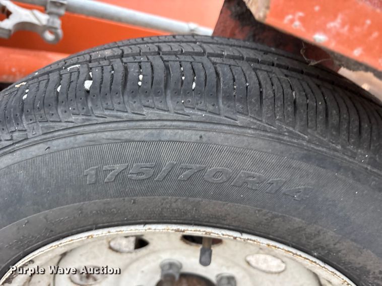 image for item ET7378 2001 Broce BB250B broom