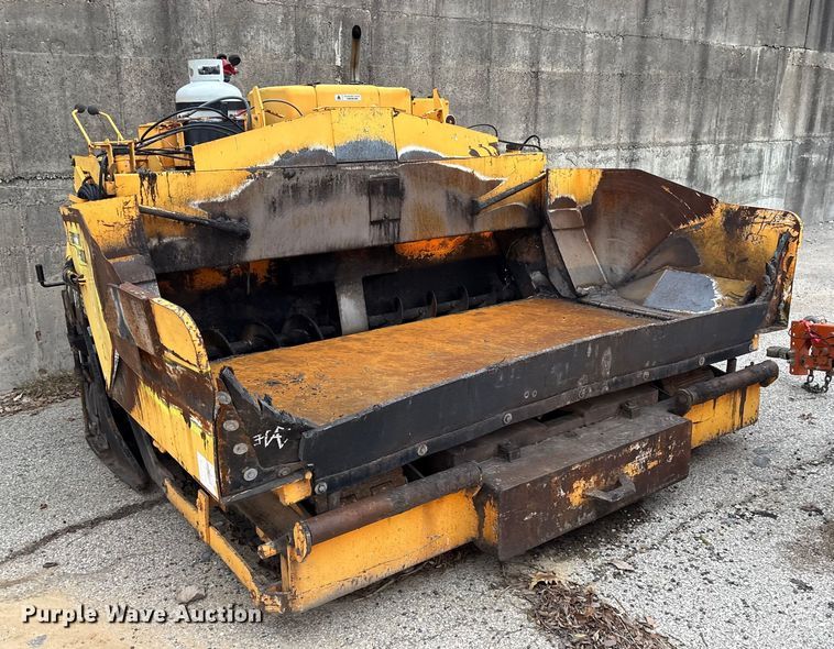 image for item ET7379 2007 LeeBoy 1000F paver