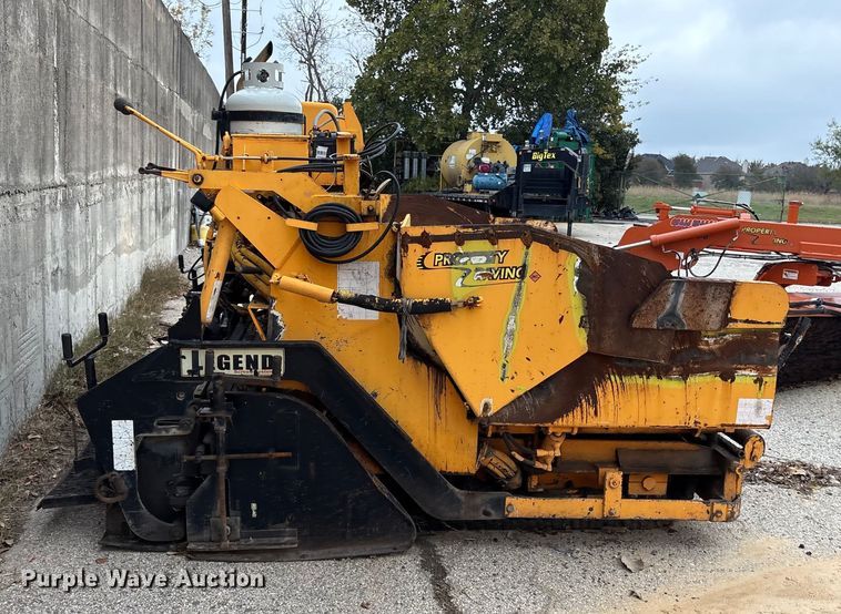 image for item ET7379 2007 LeeBoy 1000F paver